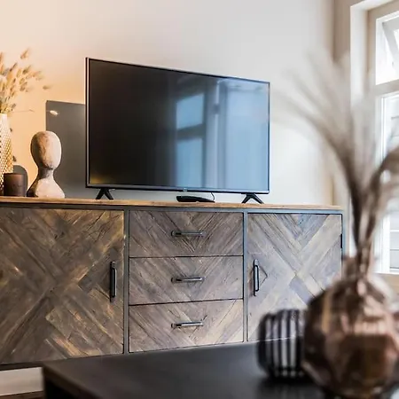 Pinot Noir Apartment *