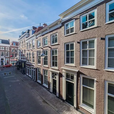 Apartment Pinot Noir The Hague